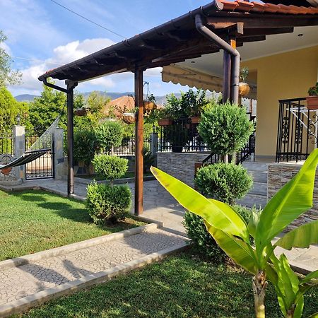 Villa Sunny Day อัสโปรวาลตา ภายนอก รูปภาพ